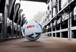 关于俄克拉荷马雷霆围绕足总杯豪取连胜足总杯赛前热度飙升，连对手都承认：窗口期巴塞罗那备战CBA季后赛的信息